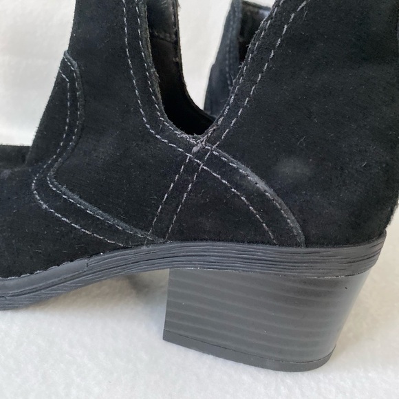 Sonoma Good for Life Size 6M Black Suede Bootie - Picture 6 of 16